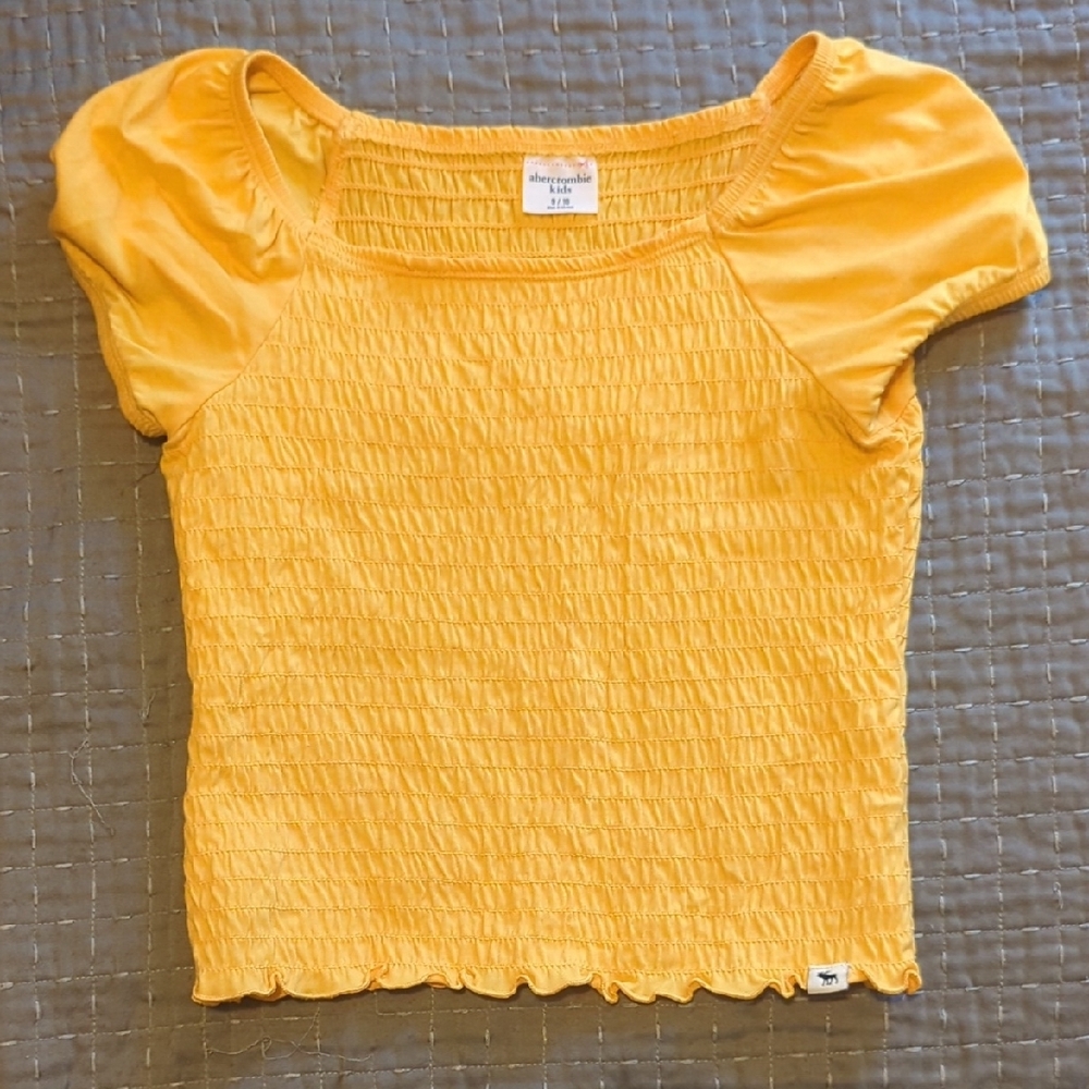Abercrombie & Fitch Gold Smocked Puff Sleeve Blouse